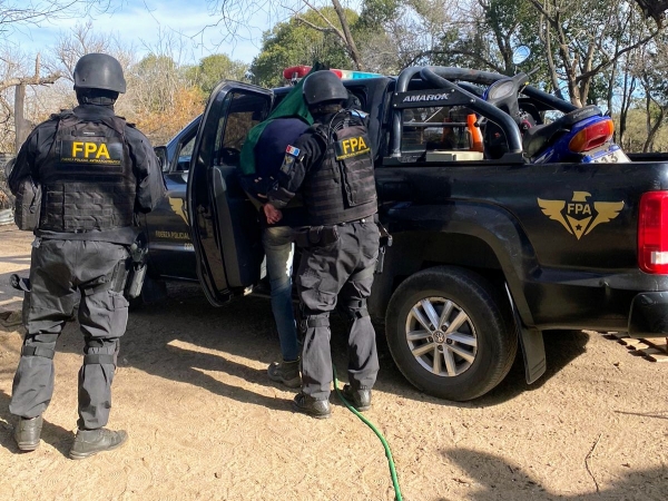 Detienen a un sujeto que repart&iacute;a coca&iacute;na en varias localidades de Punilla