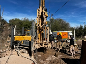 Villa Giardino avanza en una importante obra de abastecimiento de agua