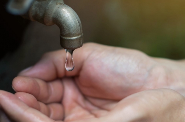 Vecinos de Valle Hermoso reclaman por falta de agua desde hace d&iacute;as