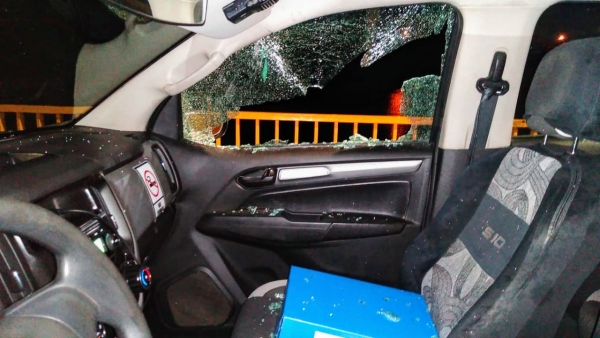 La Falda: atacaron a personal y rompieron un vidrio del m&oacute;vil de Seguridad Ciudadana