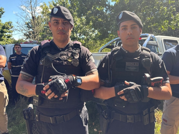 Qui&eacute;nes son los polic&iacute;as que encontraron a Esmeralda