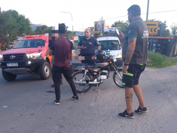 Tres heridos en un accidente en La Falda