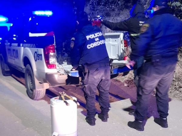 Dos detenidos por el supuesto robo de un electrodom&eacute;stico en La Falda