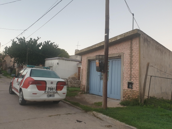 La vivienda donde se produjo el hecho permanece con custodia (Foto: La N&oacute;mina)