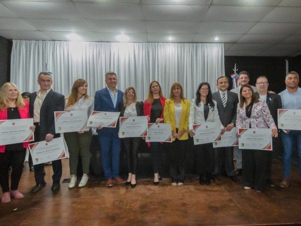 Acto de proclamaci&oacute;n de autoridades en La Falda