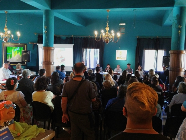 Valle Hermoso present&oacute; los m&aacute;s de 30 Talleres Municipales que iniciar&aacute;n este 2022