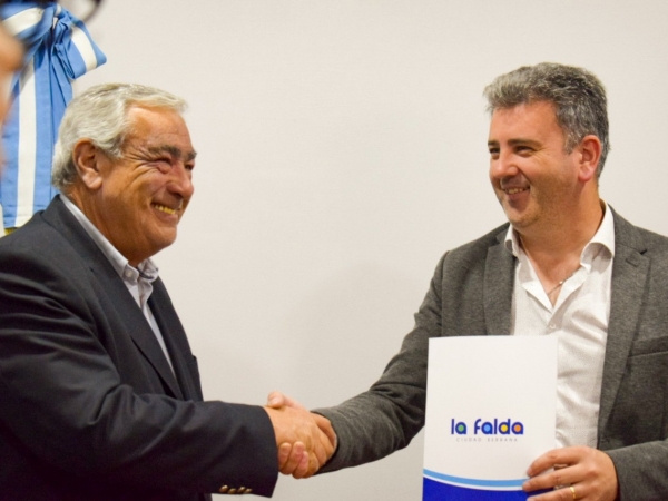La Falda concret&oacute; una nueva venta de adoquines por m&aacute;s de 9 millones de pesos