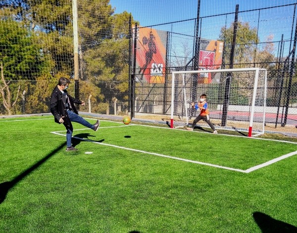 Huerta Grande: inauguraron el nuevo c&eacute;sped sint&eacute;tico de la cancha "Peque&ntilde;os Gigantes"