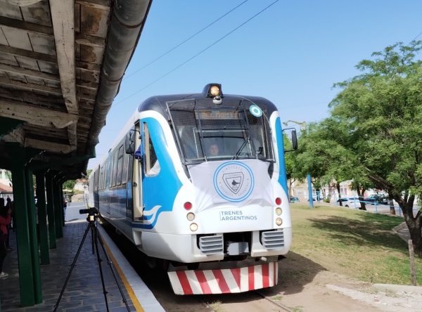 El Tren de las Sierras ya circula con normalidad: horarios y precios