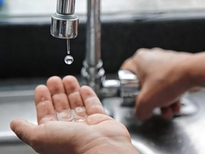 Por limpieza de tanques cisterna, este sábado el servicio de agua se verá resentido en La Falda