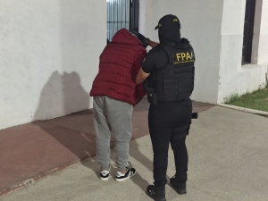 Madre y sus dos hijos detenidos por venta de cocaína en Villa de Soto