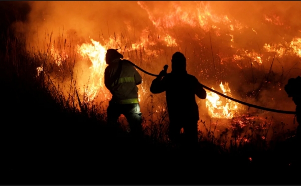 Bomberos de C&oacute;rdoba colaboran en los incendios de Corrientes