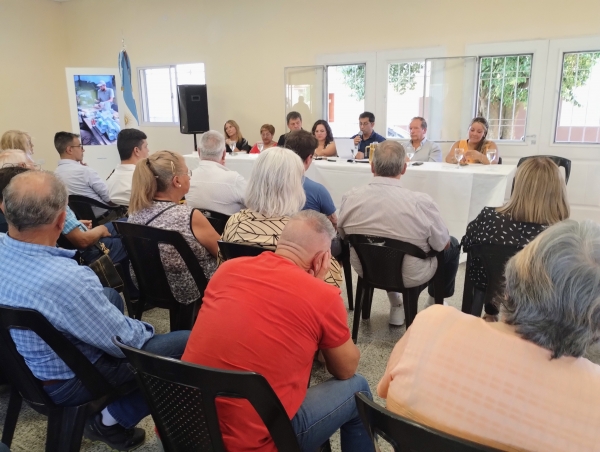 Spadoni: "En estos 80 d&iacute;as de gesti&oacute;n hemos hecho much&iacute;simo, y vamos a seguir as&iacute;"