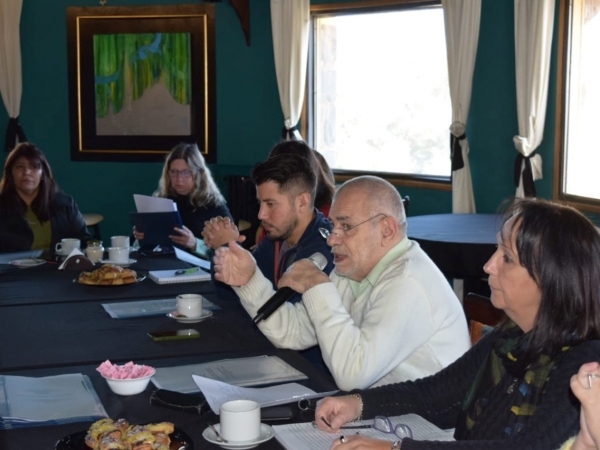 "Unidos por la familia sana": Valle Hermoso present&oacute; un gabinete psicosocial municipal