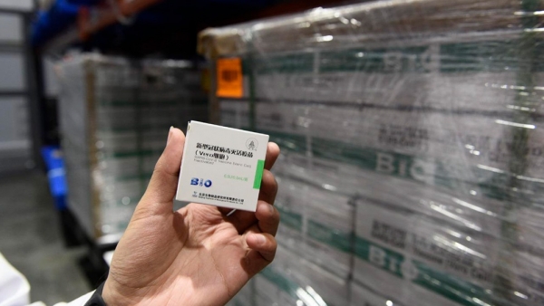 Llegan al pa&iacute;s las primeras 800 mil dosis de vacunas chinas adquiridas por el Gobierno