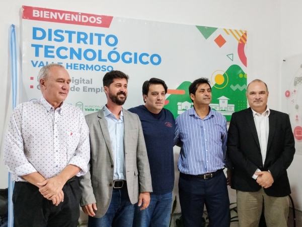 De Valle Hermoso para la regi&oacute;n: inauguraron el Distrito Tecnol&oacute;gico