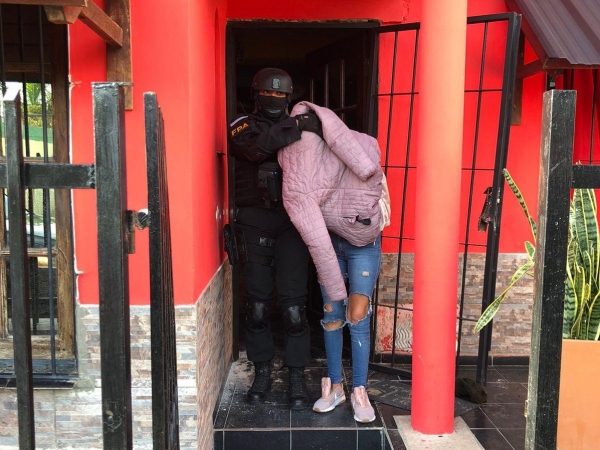 Buscaban embarazadas para ingresar drogas en la c&aacute;rcel de Cruz del Eje, una organizaci&oacute;n desbaratada