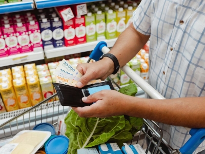 La inflaci&oacute;n de febrero fue de 2,9% y no baja desde hace nueve meses