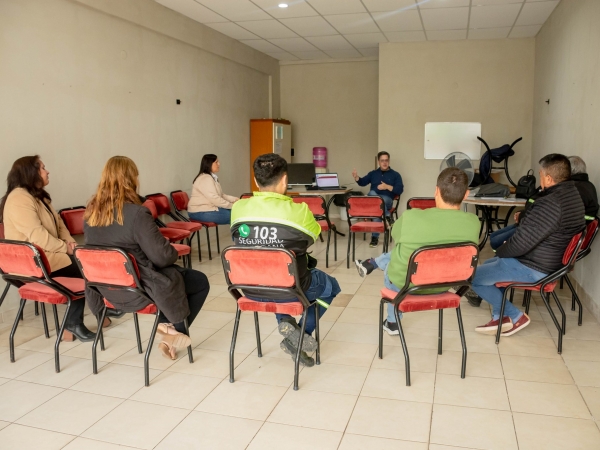 Violencia de g&eacute;nero: capacitaciones para agentes p&uacute;blicos y docentes en La Falda
