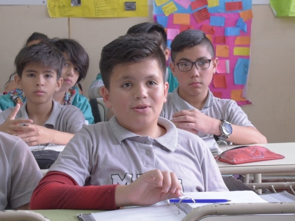 La Provincia inform&oacute; que en 2024 se redujo la deserci&oacute;n escolar