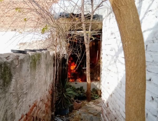 Rescatan a una mujer de un incendio domiciliario en Santa Mar&iacute;a de Punilla
