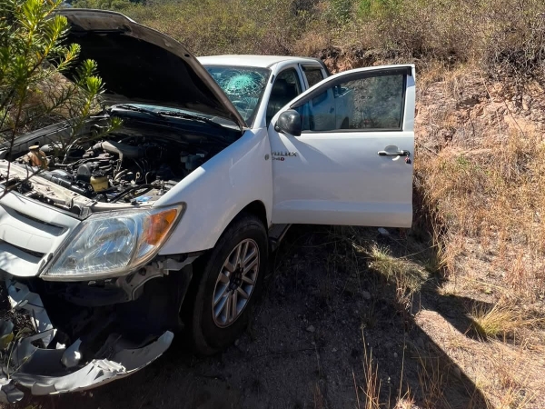 Una camioneta desbarranc&oacute; varios metros en el Camino del Cuadrado