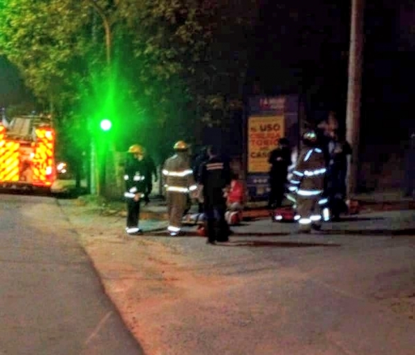 Accidente entre dos motos en La Falda: 4 heridos