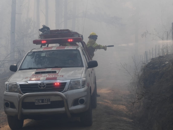 Est&aacute; contenido el incendio en Los Cocos