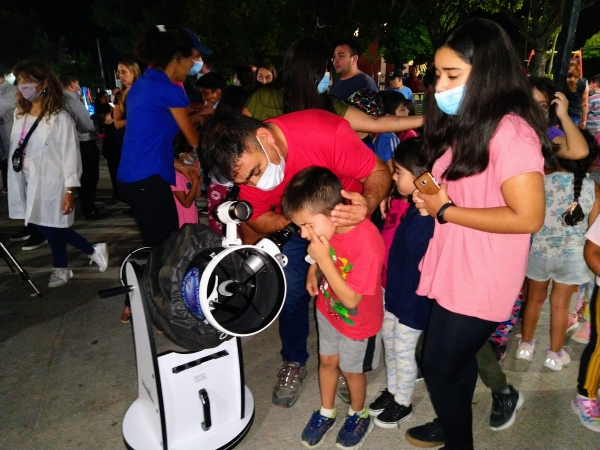 Familias completas pudieron disfrutar de la kerm&eacute;s de Ciencia y Tecnolog&iacute;a de Huerta Grande