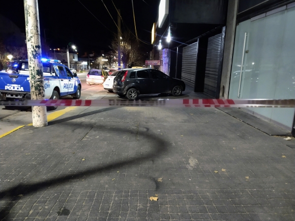 Tres detenidos en confuso episodio en una concesionaria de La Falda
