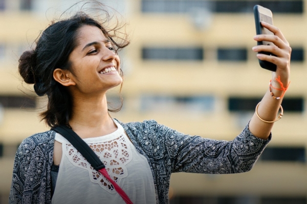 Mujeres y diversidades: lanzan talleres virtuales gratuitos para emprender en tecnolog&iacute;a