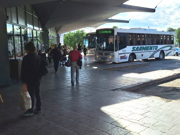 Aumento de interurbanos: viajar de La Falda a C&oacute;rdoba ida y vuelta cuesta m&aacute;s de $17400