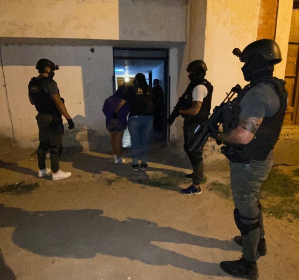 Maestra jardinera de La Cumbre lideraba la banda que ingresaba drogas a a la c&aacute;rcel con un drone