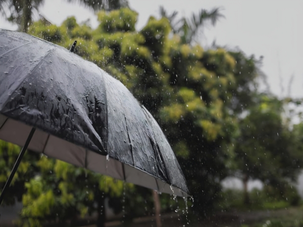 El finde largo arranca con alerta por tormentas intensas en Punilla