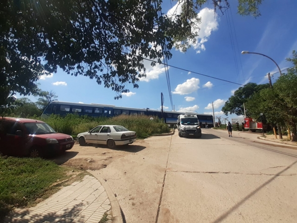 El Tren de las Sierras choc&oacute; con un autom&oacute;vil en Cosqu&iacute;n