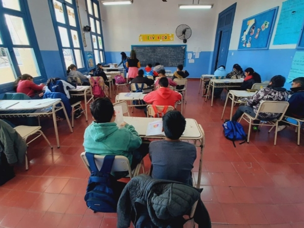 C&oacute;rdoba: 8 de cada 10 estudiantes en lengua y 6 de cada 10 en matem&aacute;ticas, terminan la primaria con los aprendizajes esperados para el nivel