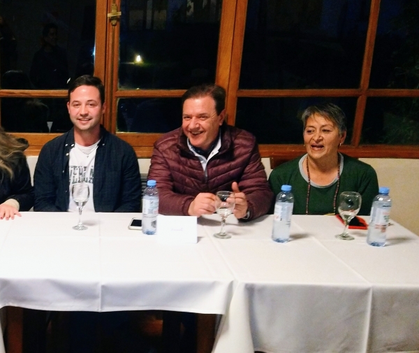 Con una sorpresiva convocatoria, se designaron a las autoridades del PJ La Falda